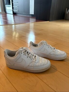 Nike Women’s Ebernon White Low-Top Sneakers